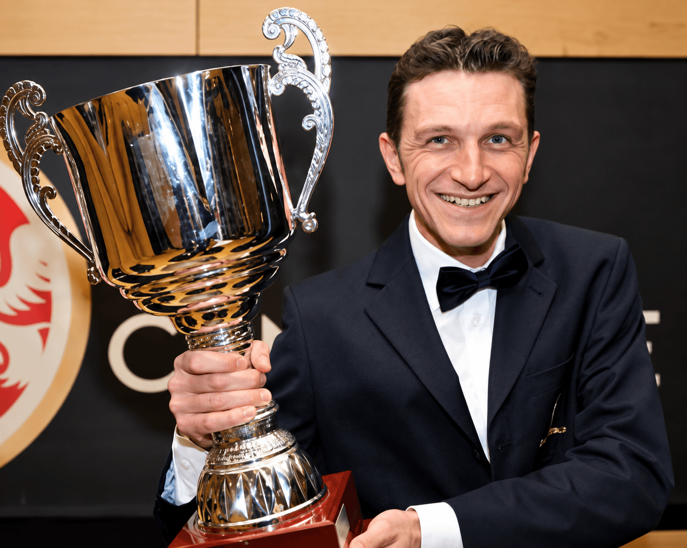 Davide Merli con il trofeo dell’European Dealer Championship 2012